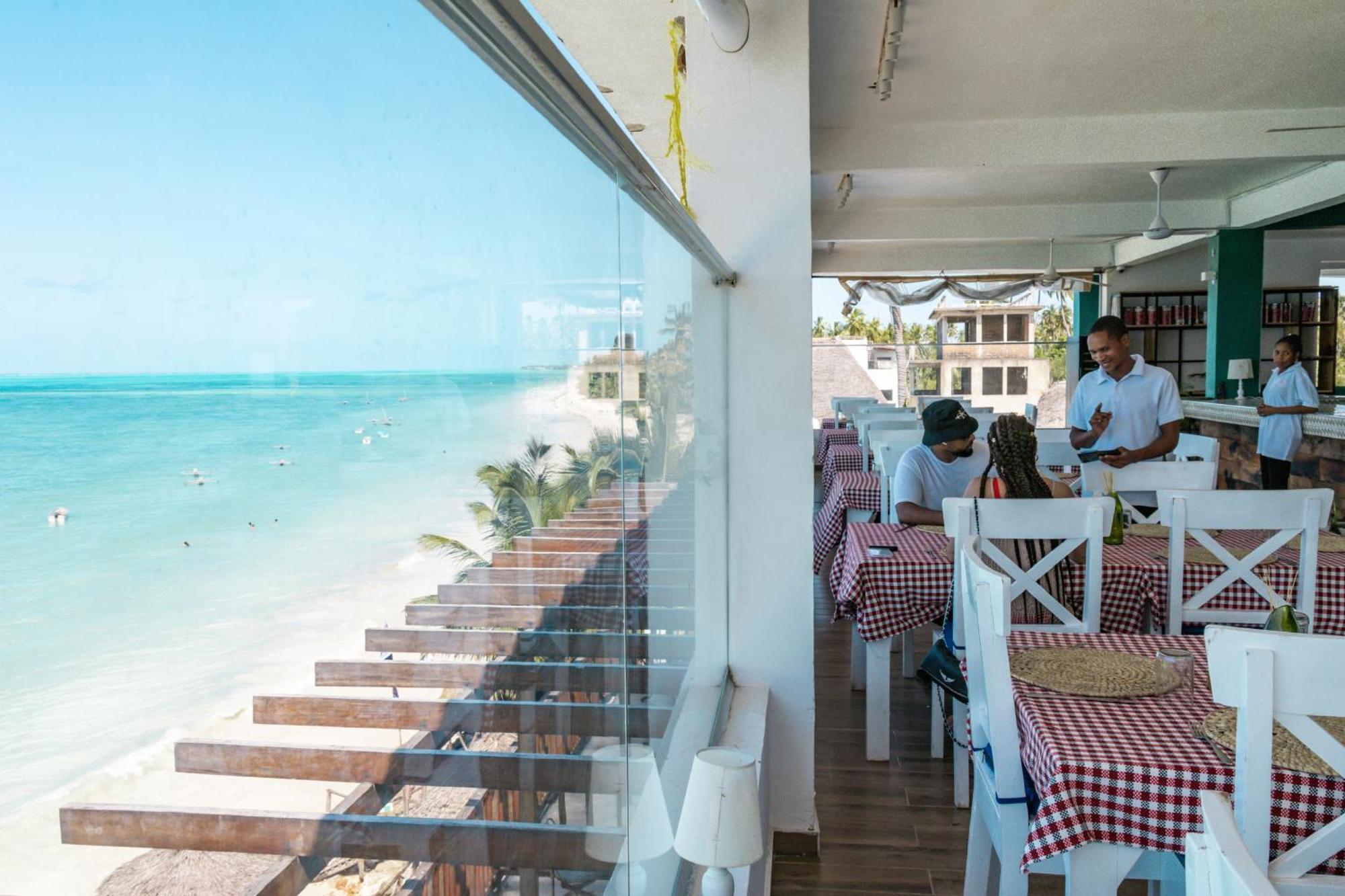 Pili Pili Tropical Beach จัมเบียนี ภายนอก รูปภาพ