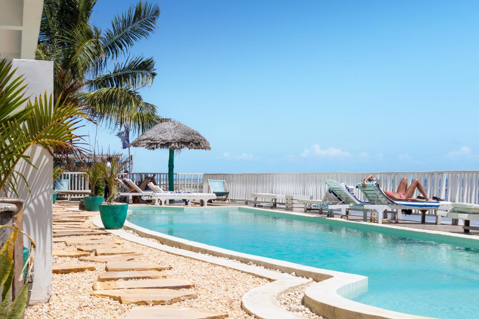 Pili Pili Tropical Beach จัมเบียนี ภายนอก รูปภาพ