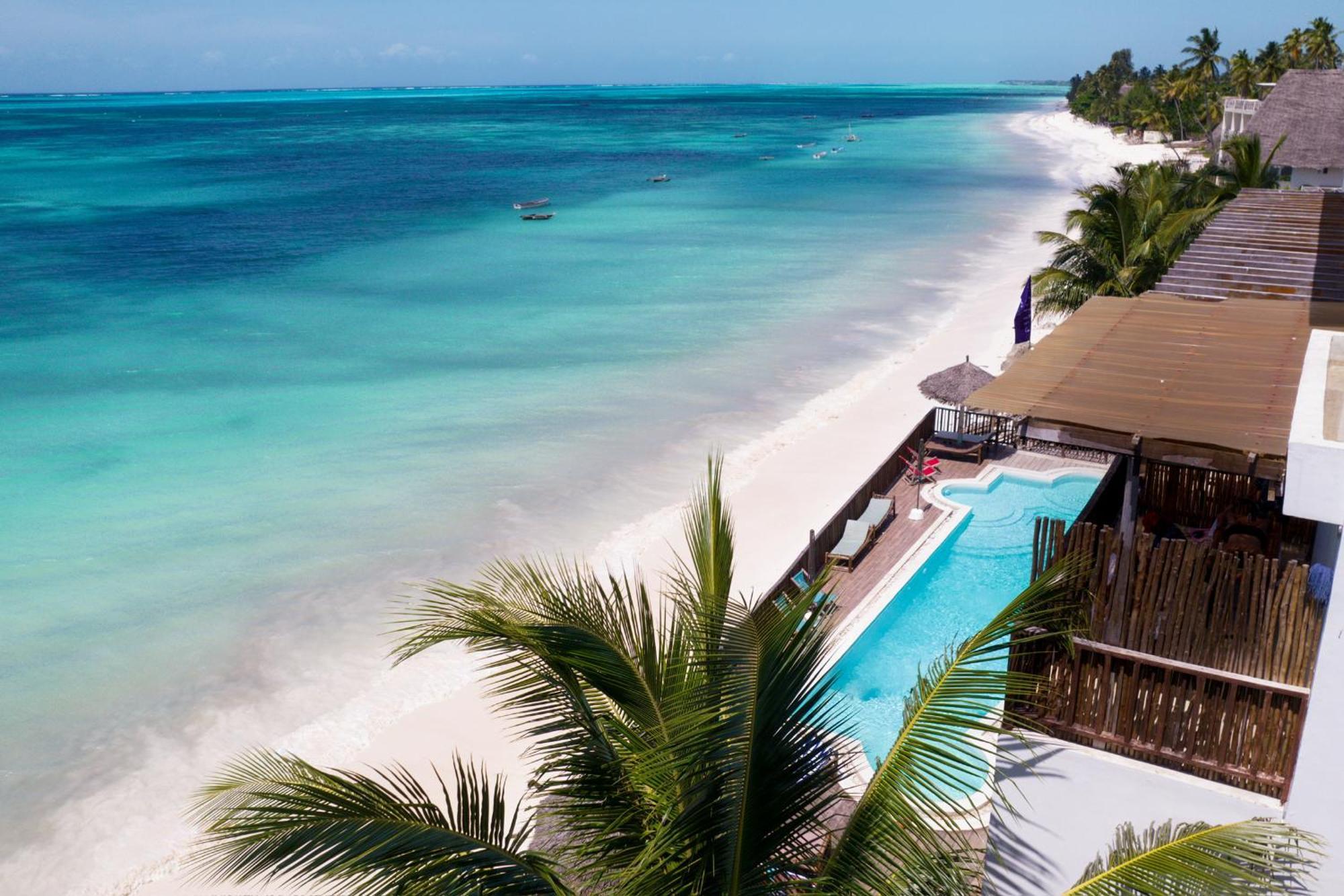 Pili Pili Tropical Beach จัมเบียนี ภายนอก รูปภาพ